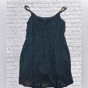 Black lace forever 21 Dress
